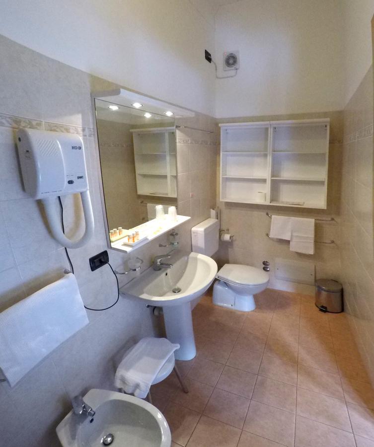 Casa Per Ferie San Francesco Hotel ซูซา ภายนอก รูปภาพ